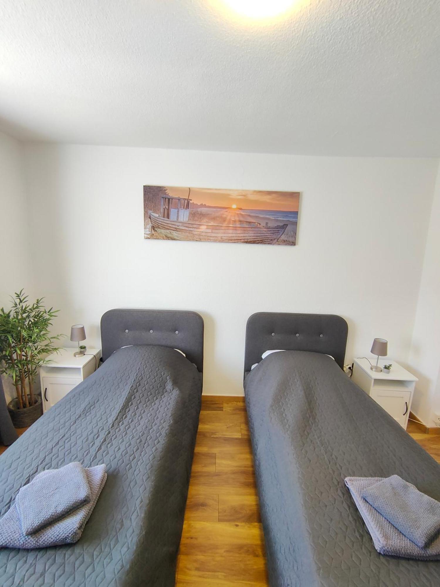 Large Central Apartment - Modern & Fully Equipped - Near Fair Köln Exterior foto
