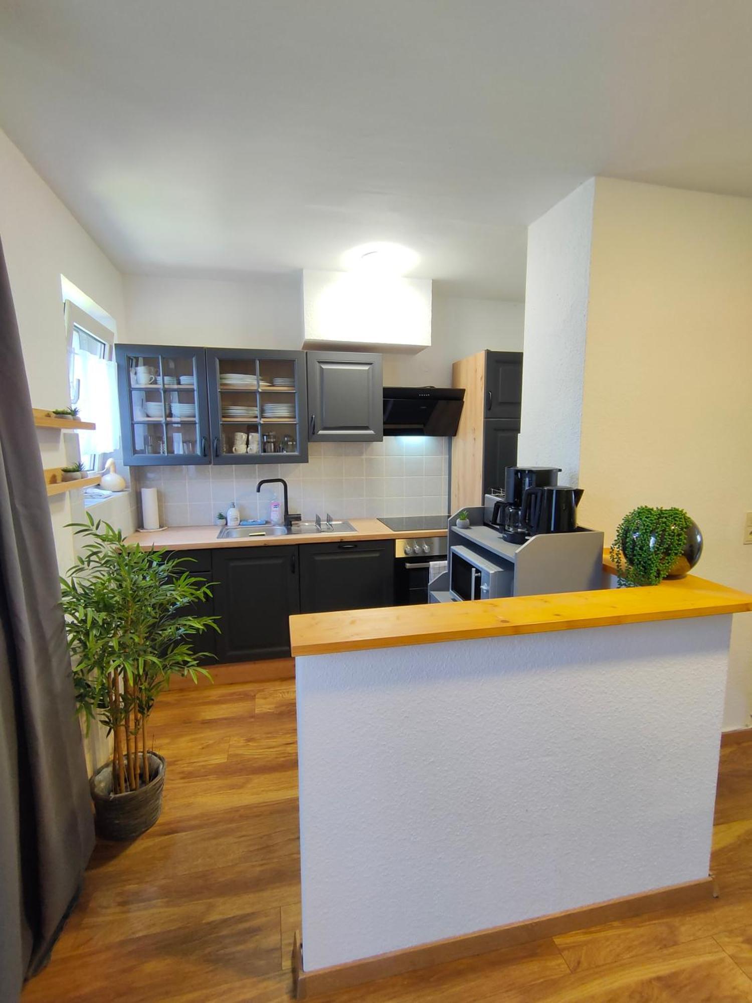 Large Central Apartment - Modern & Fully Equipped - Near Fair Köln Exterior foto